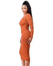 Load image into Gallery viewer, Chloe  Midi Dress
