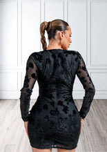 Load image into Gallery viewer, Sheyla Mini Dress