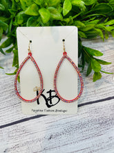 Load image into Gallery viewer, Damaris earrings