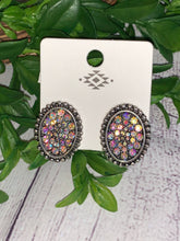 Load image into Gallery viewer, Lena Earrings