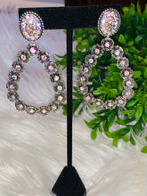Load image into Gallery viewer, Coti earrings
