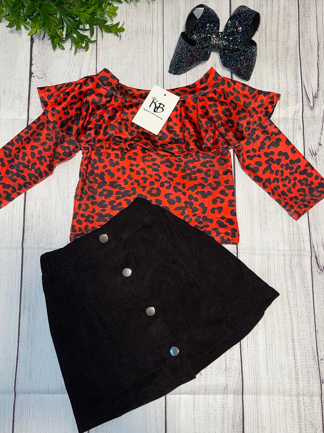 Janira Cheetah Set