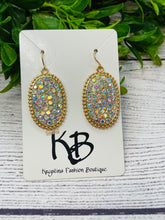 Load image into Gallery viewer, Sandy earrings