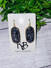 Load image into Gallery viewer, Patsy earrings